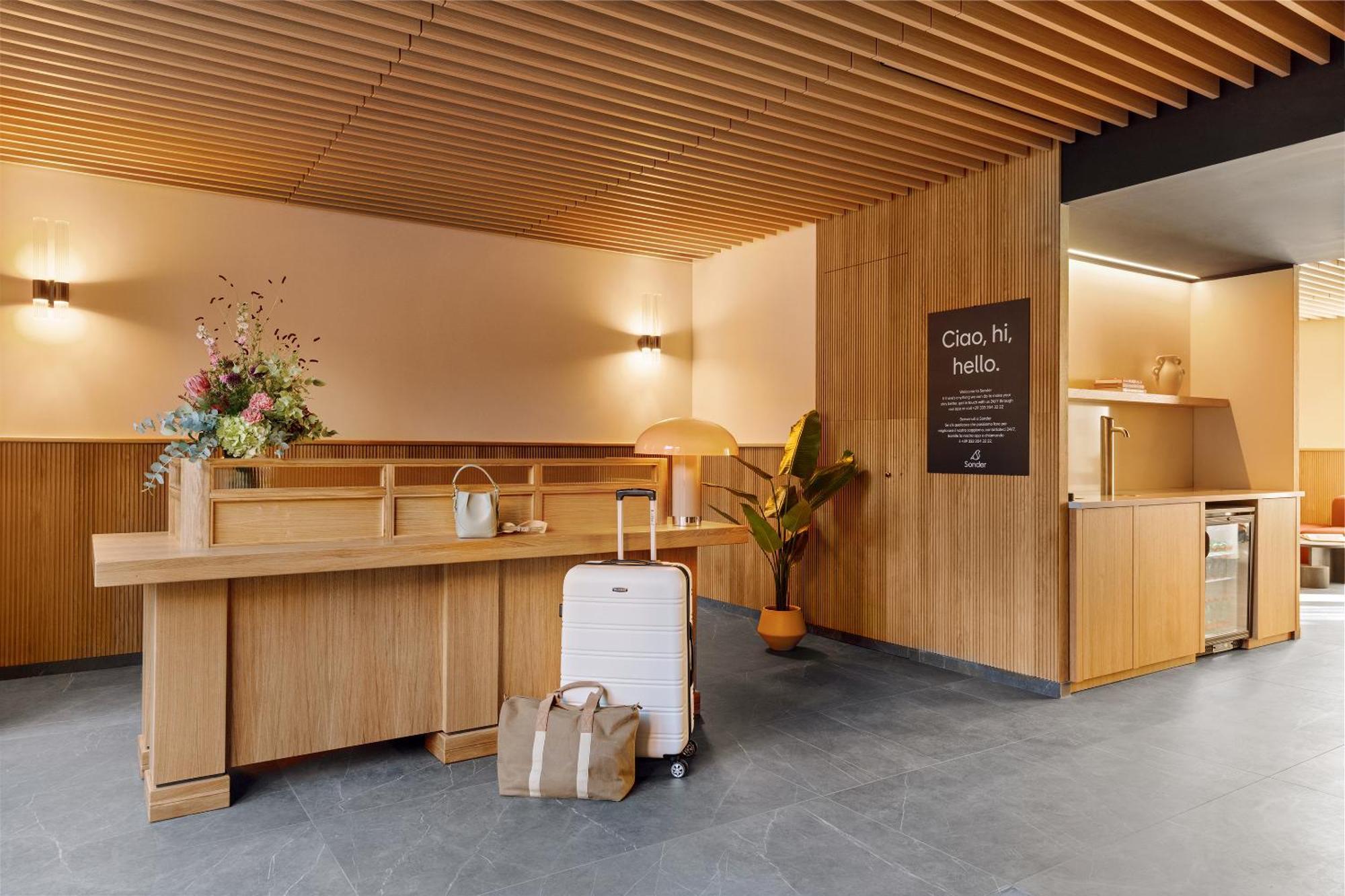 Sonder Manzoni Aparthotel Milano Exterior foto